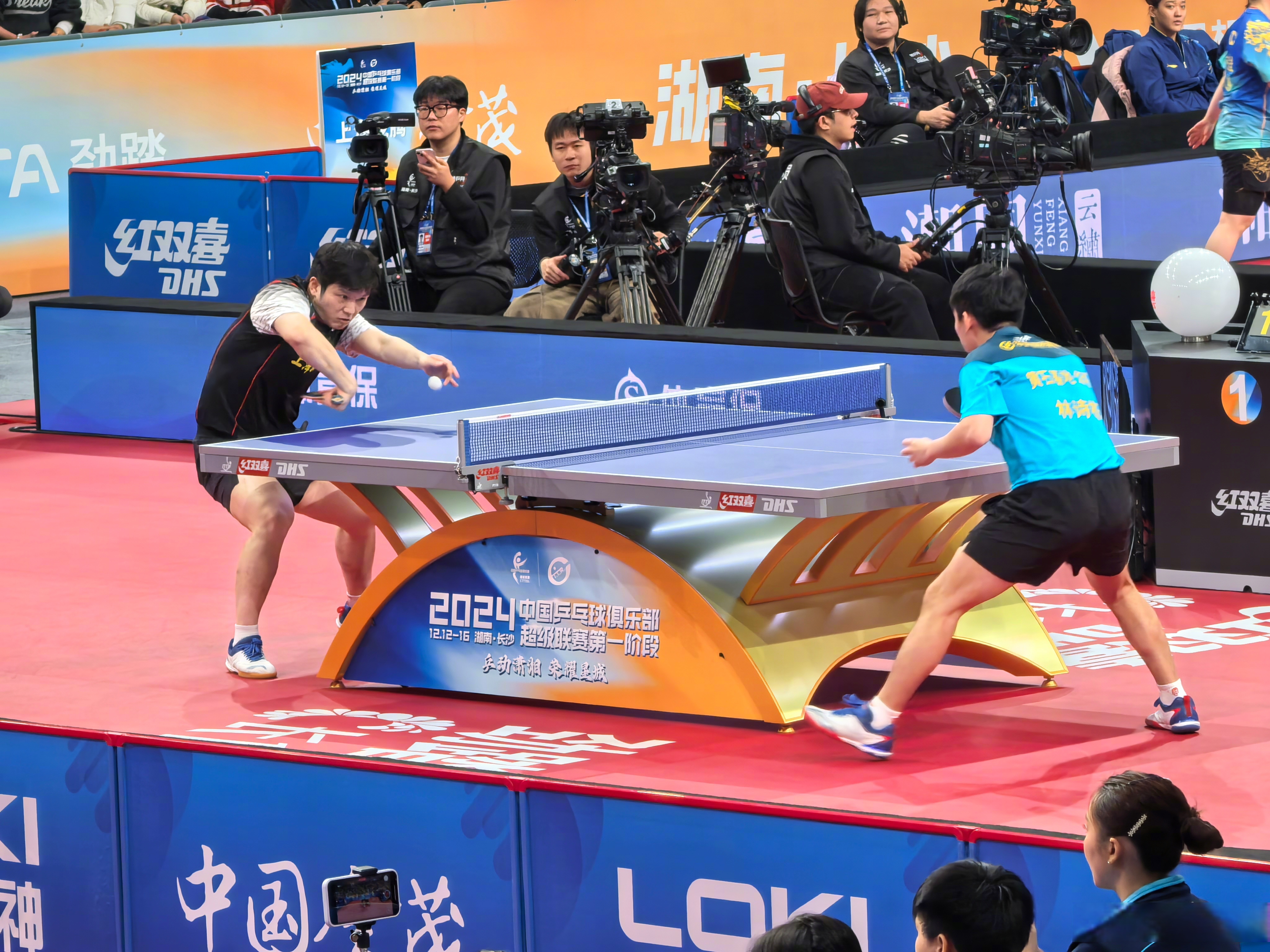 开云体育官方网站-中国队碾压奥地利队，梁靖崑状态火热