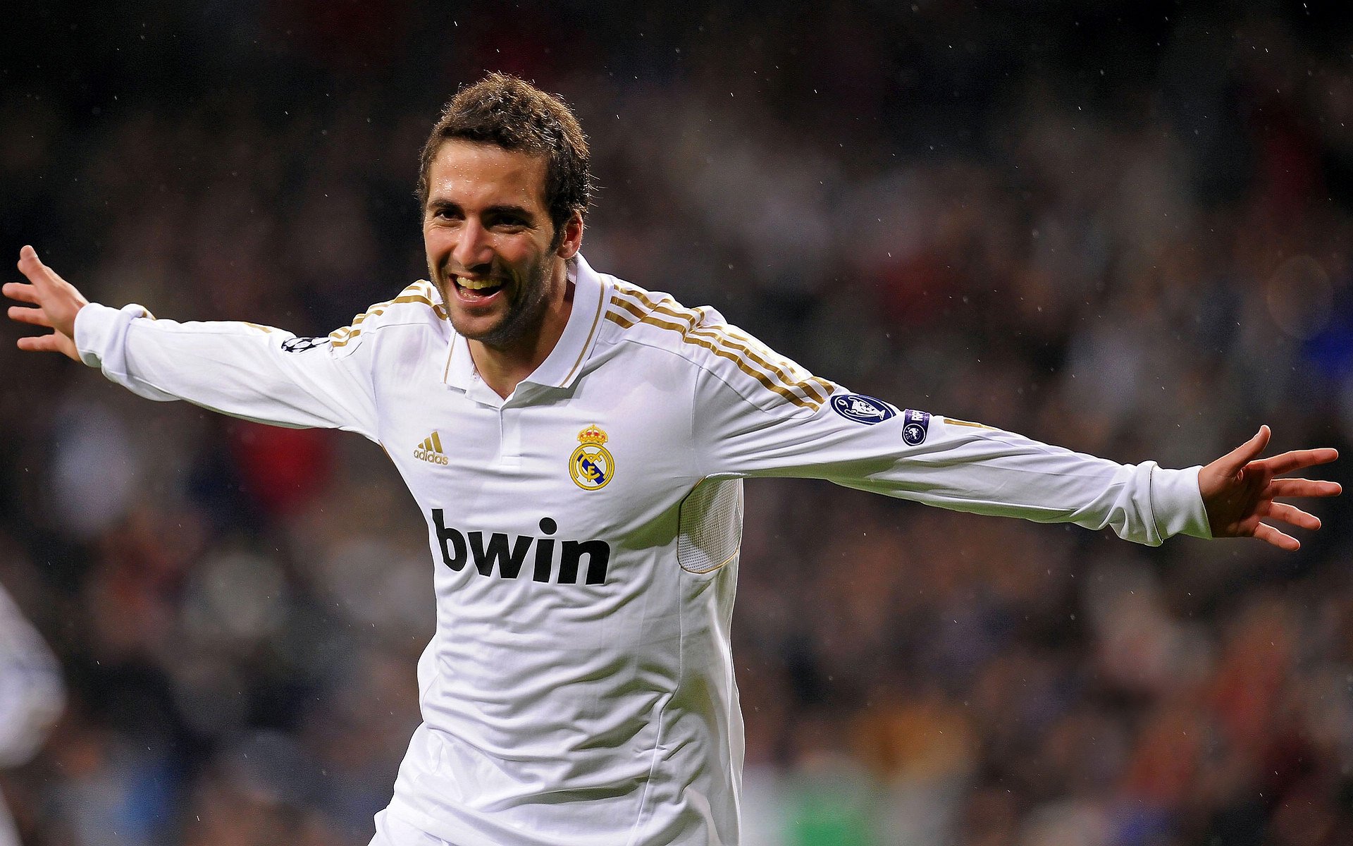 开云体育下载-楚阿梅尼的钢铁屏障，突尼斯如何用战术纪律淘汰利物浦